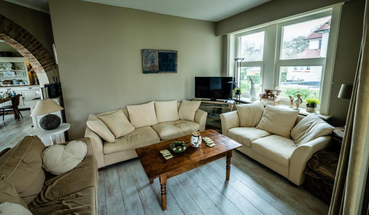 B&B Maison Rabelais De Haan Exteriör bild